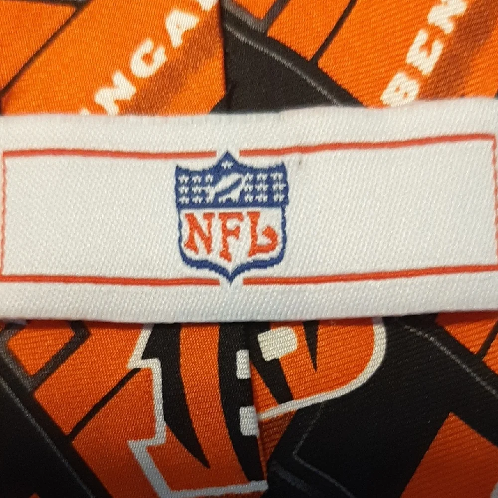 NFL Bengals Orange and Black Logo Men's Silk Neck Tie